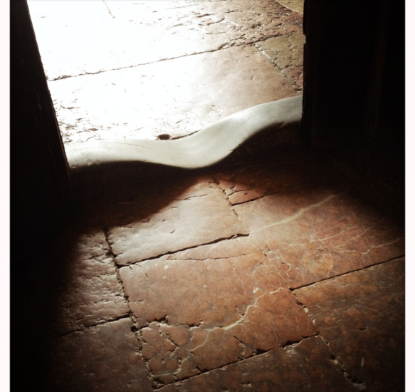 Link to Threshold Crossings